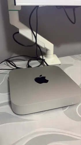 APPLE MAC MINI M2 256GB E 8GB RAM - USADO POR 3 MESES