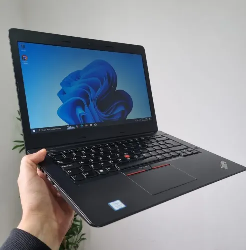 Notebook Lenovo Core i5-7ªGen, 4GB de RAM, 256GB SSD