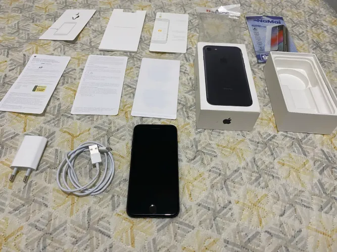 iPhone 7 preto 32GB