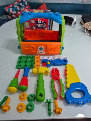 Caixa de ferramentas infantil