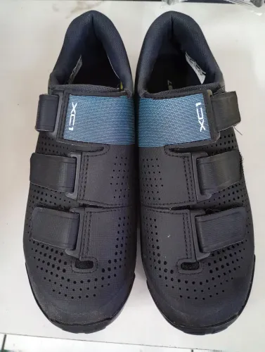 Sapatilha Shimano para ciclismo