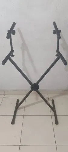 Suporte Para 2 Teclados Em X / Estante Dupla Usado