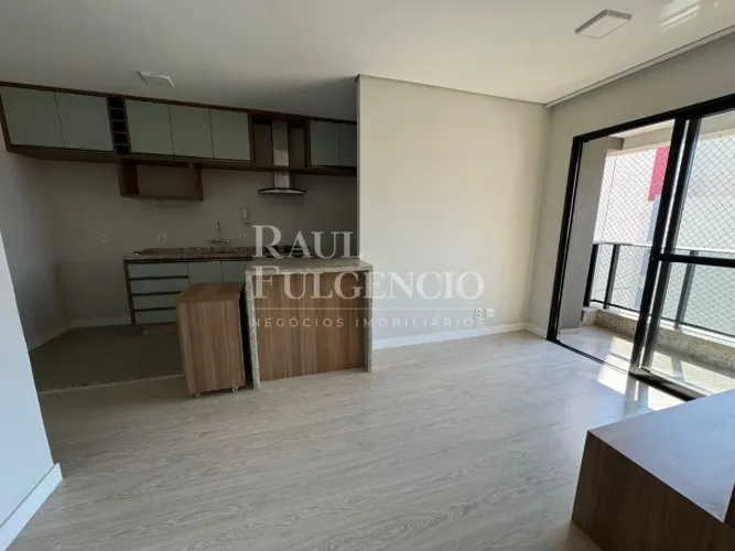 Apartamento para alugar com 2 quartos, andar alto Bairro Gleba Palhano Londrina