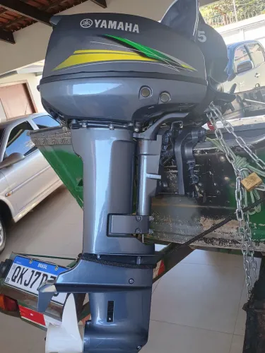 Canoa com motor yamaha 15 hp zero
