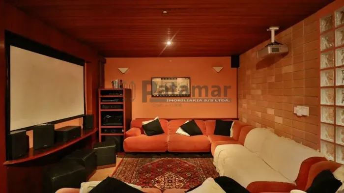 Casa em condomínio fechado com 7 quartos com 7 Suite 2 edícula hóspedes), gourmet, piscina