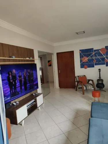 Sobrado com 4 quartos no Bairro Poção