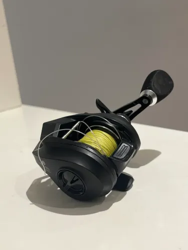 Carretilha raptor pesca Brasil, manivela do lado direito