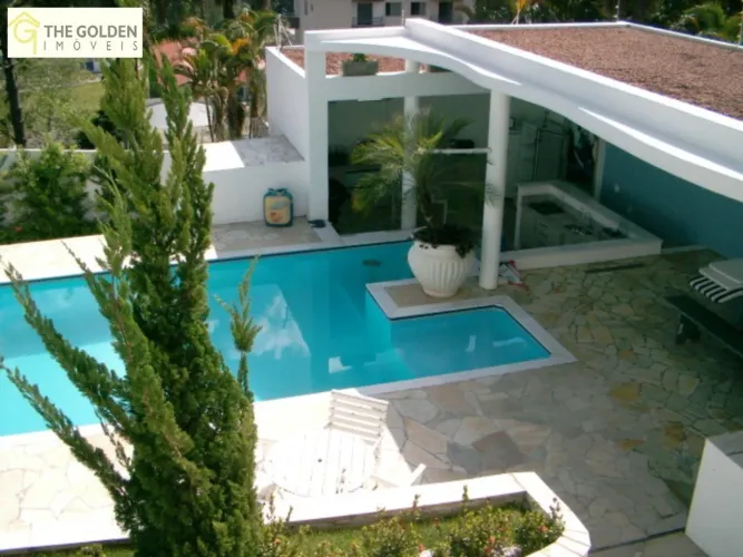 CASA RESIDENCIAL em LINDOIA - SP, CENTRO