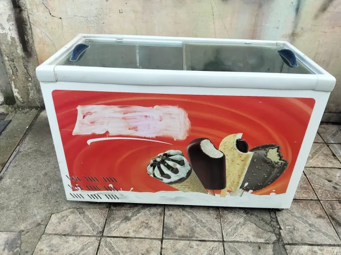 Freezer horizontal tampa de vidro 