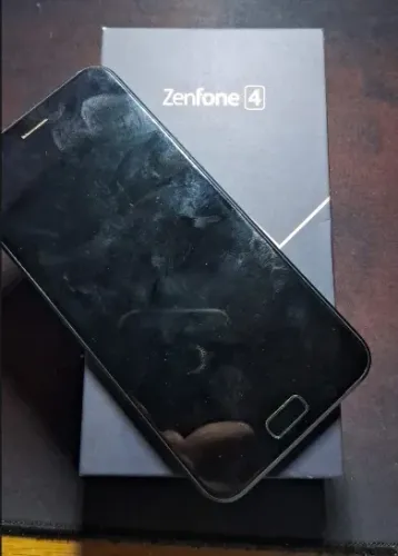 Asus ZenFone 4 (ZE554KL)