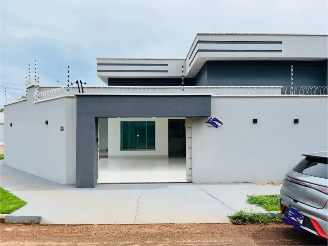 Casa 3 quartos com piscina e placa solar 