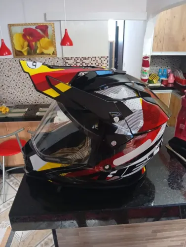 Capacete motociclista
