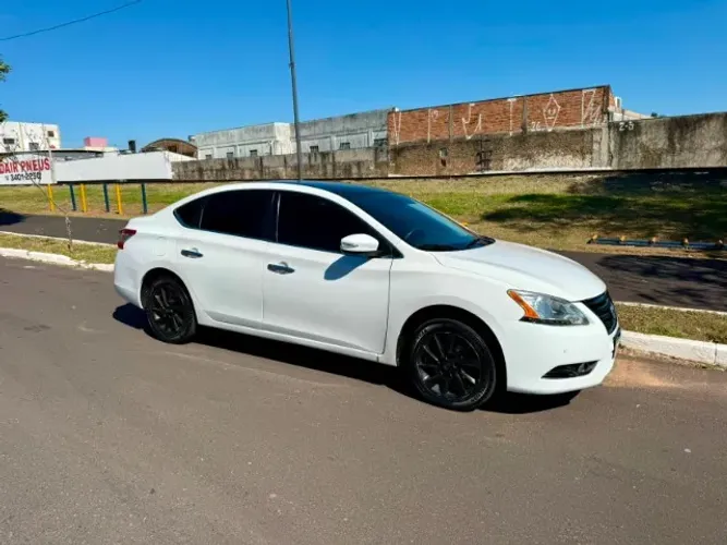 Nissan Sentra SV 2.0 Flexstart 16V Aut. 2014