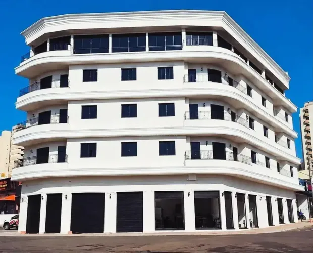 Laje corporativa com 400m² para locação no Centro de Londrina  Ed. El Rafih