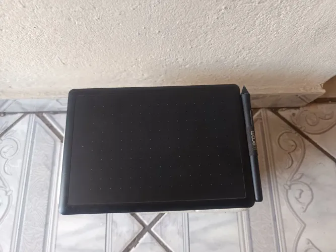 Mesa digitalizadora WACOM CTL-472