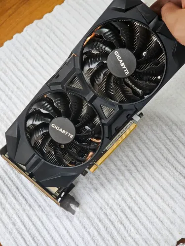 Placa de video Gigabyte GTX 960 2GB (CN)