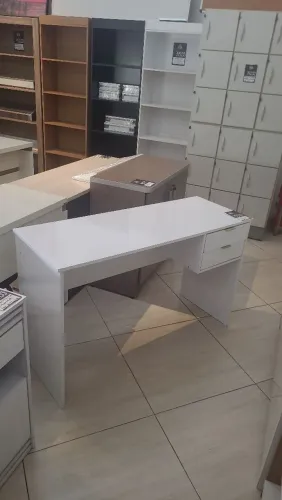 Mesa escritório/ home office 120x45, novo 