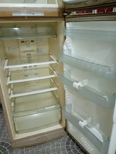 Geladeira usada em bom estado funcionando