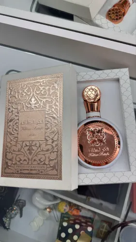 Perfume árabe Lattafa Fakhar Rose Eau de Parfum (100ml)