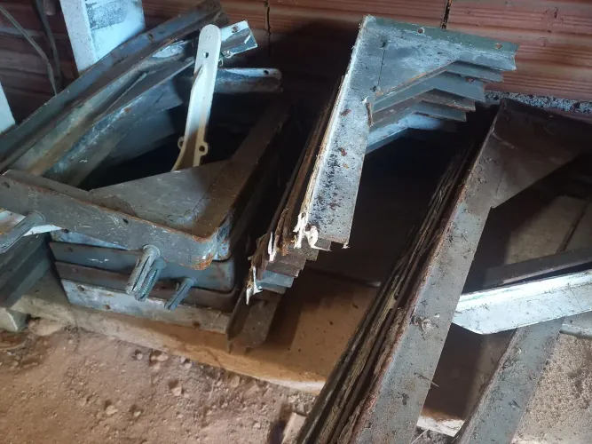 VENDE SE MÃO FRANCESA REFORÇADA