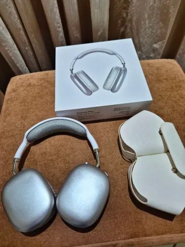 Airpods Max prata