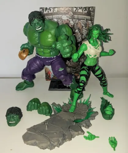 she-hulk + hulk marvel legends 20 year anniversary aniversario de 20 anos exclusive