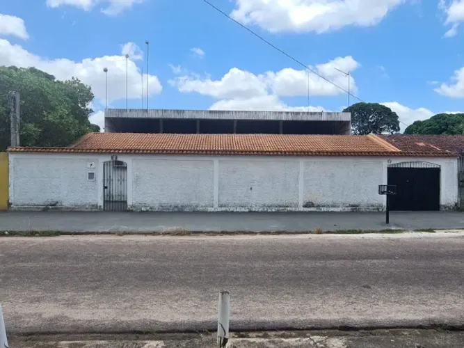 Galpão/Casa, bairro: Águas Lindas, 700m² + mesanino de 100m² (800m²)-Ananindeua C.j.Seffer