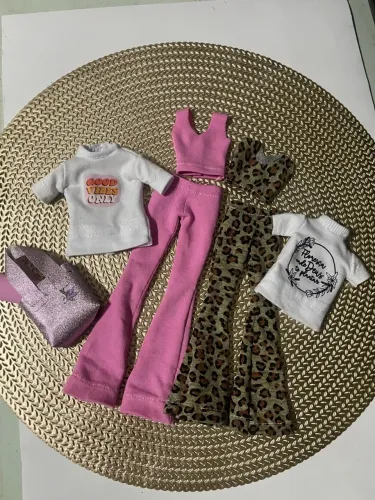 Barbie conjunto fitness top e calça 25,