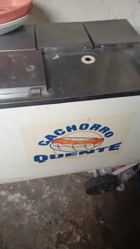 Carrinho de cachorro quente R$460