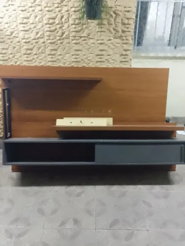 Painel para tv suspenso 