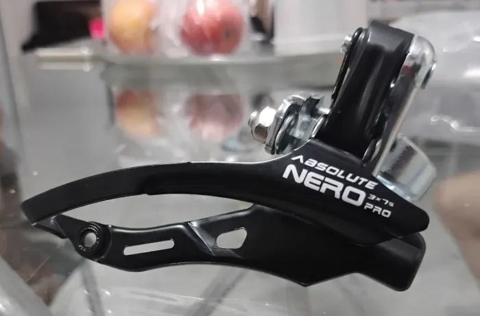 Câmbio Dianteiro Absolute Nero Pro 3v Por Cima 31.8 Top Pull