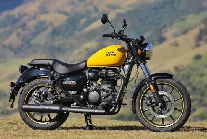 Royal Enfield Meteor F 350cc ano 2022. Só 4.500 km rodados