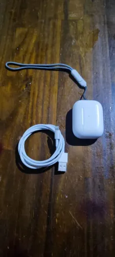 Fone de Ouvido sem fio Apple AirPods