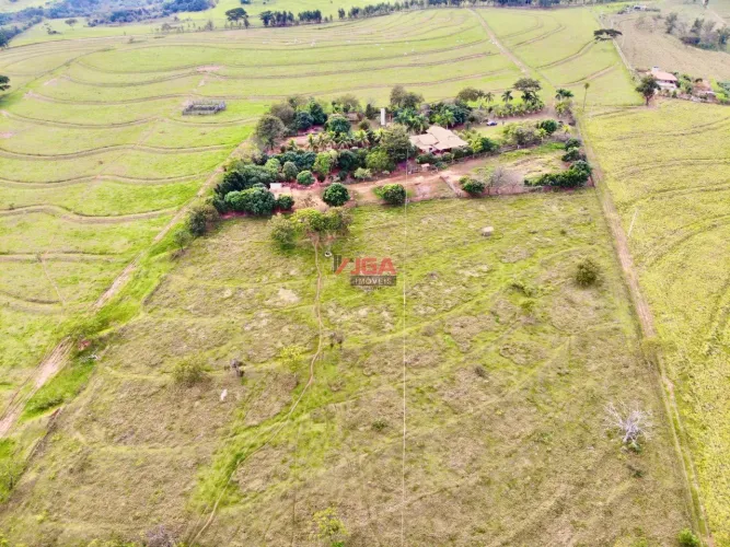 Chácara à venda em Presidente Prudente | 60.000m2 | casa com 3 quartos - 1 suíte 160m² de