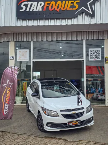 Chevrolet Onix Hatch Effect 1.4 8V Flex Power Mec. 4P 2016