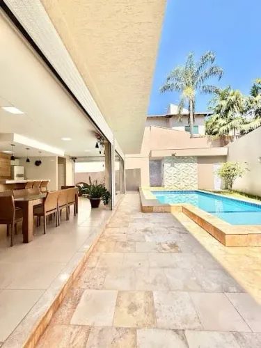 Sobrado à venda com 4 suites + office no Portal do Sol I, Goiânia, GO