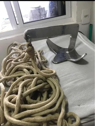ancora para barco de 27 pés mais 70 metros de corda gossa