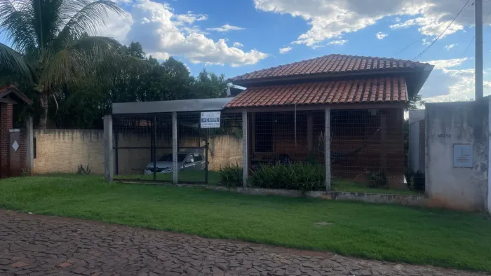 Casa Em Condomínio de Chácaras em Ivatuba perto de Maringá