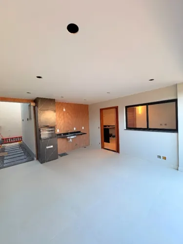 CASA ALTO PADRÃO EM ITAÓCA PRAIA