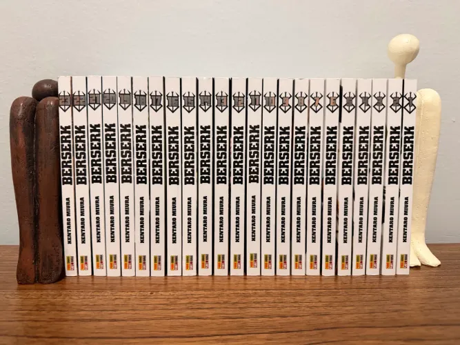 Coleção Berserk volumes 1 ao 23