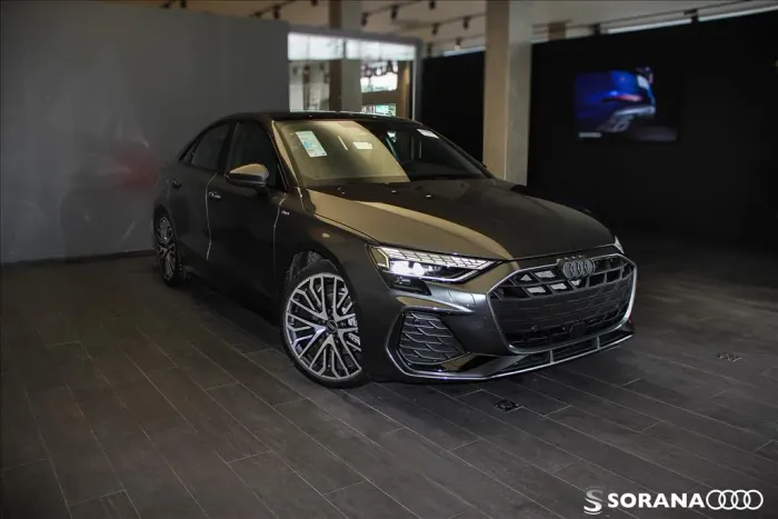 Audi A3 Sed. Perform. Black 2.0 TFSI S-tronic 2026