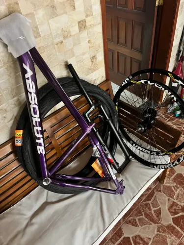 Quadro Nero 5 roxo tamanho 15