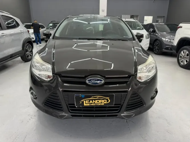Ford Focus 1.6 S/1.6 SE Flex 16V 5P AUT 2014