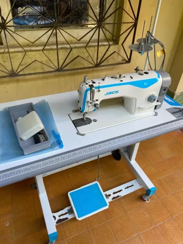 Máquina Jack F4