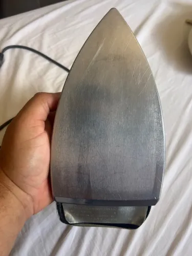 Ferro de passar roupa
