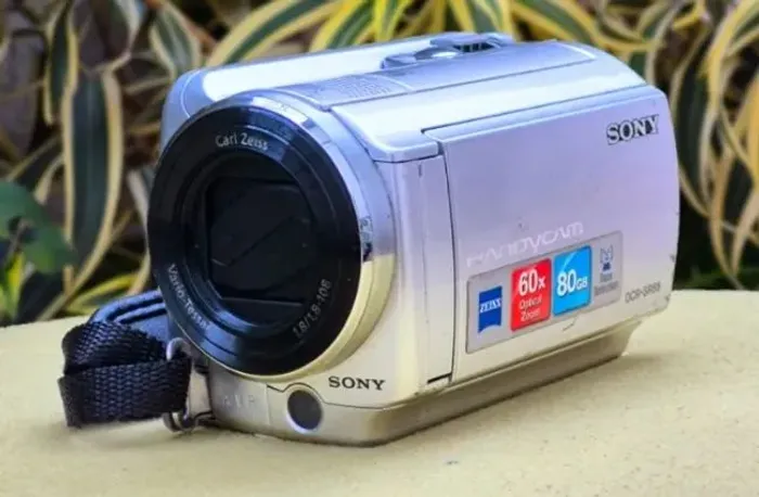 Sony Handycam DCR-SR68