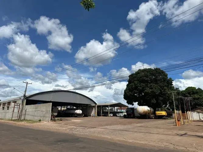 Galpão comercial e terreno em Campo Grande -MS