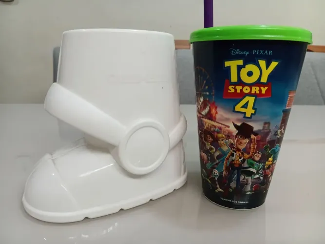 Copo cinemark filme toy story 4