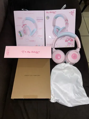 Headset Razer Kraken V4 X Rosa My Melody Edition RGB Chroma 7.1