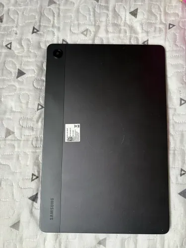 Tablet a9+ Samsung em ótimo estado 